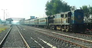 অবশেষে ঢাকার সঙ্গে সরাসরি রেল যোগাযোগে যুক্ত হচ্ছে পাবনা